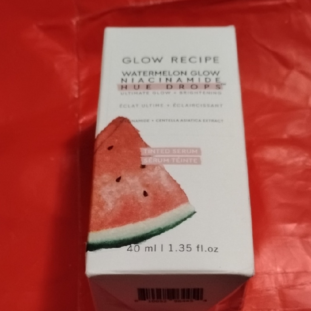 Glow Recipe Watermelon Glow Niacinamide Hue Drops - White and Red